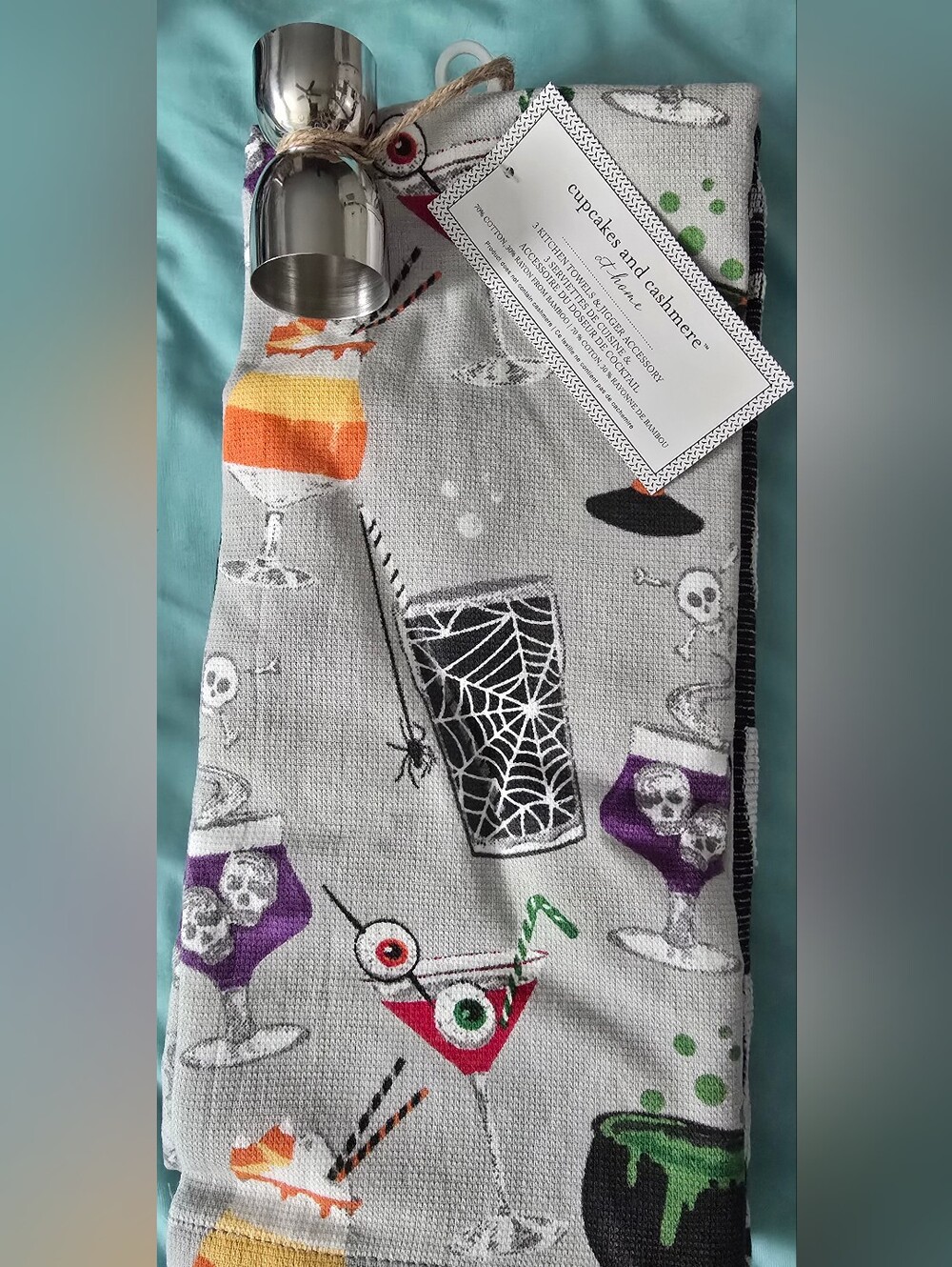 cupcakes and cashmere crepy cocktail kitchen towels 3 Pc